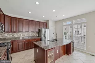 7644 Sandhurst Ln, Hanover, MD 21076 - Photo 19