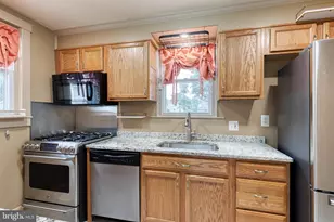 15 Georgia Ave NW, Glen Burnie, MD 21061 - Photo 13