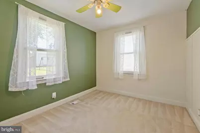 211 Lake Road, Pasadena, MD 21122 - Photo 17