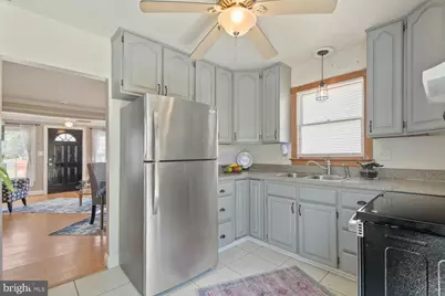 211 Lake Road, Pasadena, MD 21122 - Photo 11