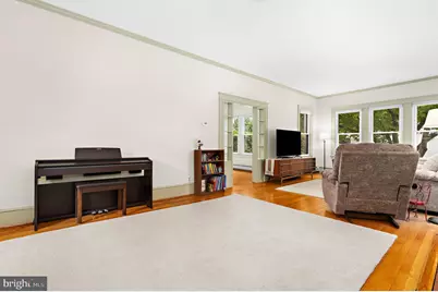 300 2nd Avenue SW, Glen Burnie, MD 21061 - Photo 7