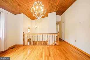 7882 Brighton Ct, Pasadena, MD 21122 - Photo 3