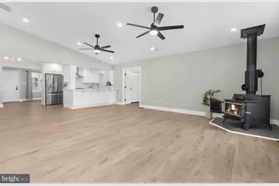 7009 Dover Avenue, North Beach, MD 20714 - Photo 15