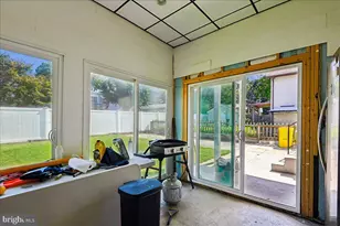 807 205th St, Pasadena, MD 21122 - Photo 27