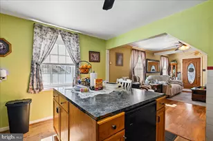 807 205th St, Pasadena, MD 21122 - Photo 21