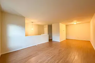 2407 Vineyard Ln, Crofton, MD 21114 - Photo 9