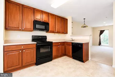 742 Heather Stone Loop #29, Glen Burnie, MD 21061 - Photo 3