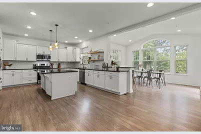 7324 Hargrove Court, Glen Burnie, MD 21060 - Photo 11