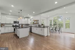 7324 Hargrove Ct, Glen Burnie, MD 21060 - Photo 11