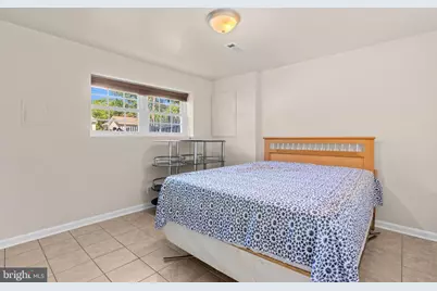 7905 Marydell Avenue, Pasadena, MD 21122 - Photo 5