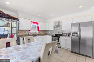 7905 Marydell Ave, Pasadena, MD 21122 - Photo 23
