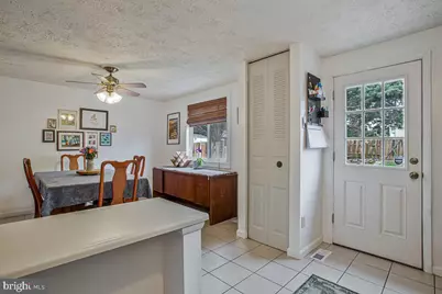 8061 Croydon Way, Pasadena, MD 21122 - Photo 15