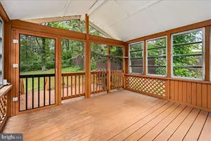 8202 Waterford Rd, Pasadena, MD 21122 - Photo 15