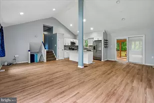 8202 Waterford Rd, Pasadena, MD 21122 - Photo 13