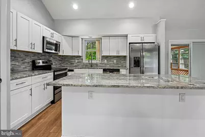 8202 Waterford Road, Pasadena, MD 21122 - Photo 9