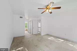 7309 Gardenia Ln, Glen Burnie, MD 21060 - Photo 17