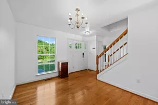7309 Gardenia Ln, Glen Burnie, MD 21060 - Photo 9