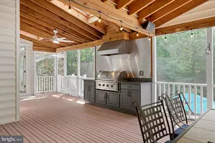 1654 Braid Hills Dr, Pasadena, MD 21122 - Photo 47