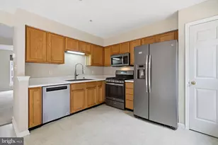 222 Foxmanor Ln, Glen Burnie, MD 21061 - Photo 3