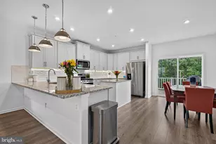 7013 Fox Glove Ln, Hanover, MD 21076 - Photo 9