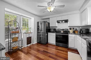 1430 Point O Woods Ct, Arnold, MD 21012 - Photo 7