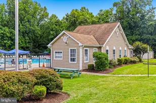 2470 Medford Ct, Crofton, MD 21114 - Photo 7