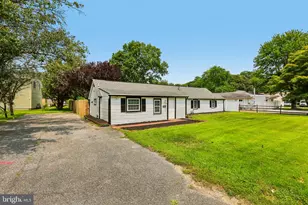 1110 Bradley Rd, Pasadena, MD 21122 - Photo 3