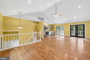 1398 Rainbow Dr, Pasadena, MD 21122 - Photo 11