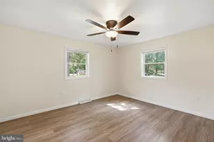 550 Sunset Knoll Rd, Pasadena, MD 21122 - Photo 21