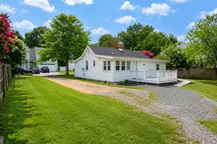 1314 Pine St, Shady Side, MD 20764 - Photo 3