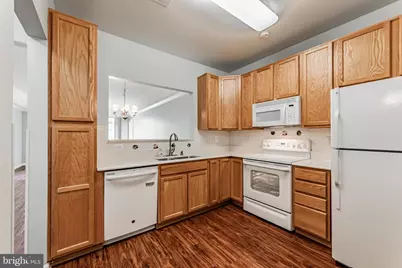 8605 Wandering Fox Trail #105, Odenton, MD 21113 - Photo 5