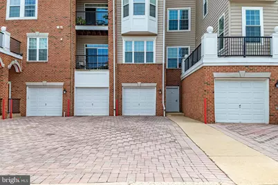 8605 Wandering Fox Trail #105, Odenton, MD 21113 - Photo 3