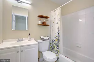 1418 Orleans Ct, Crofton, MD 21114 - Photo 17
