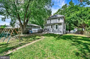 109 W Hilltop Rd, Baltimore, MD 21225 - Photo 27