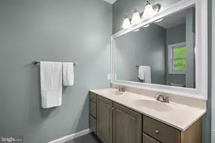 7 Riverview Rd, Severna Park, MD 21146 - Photo 25