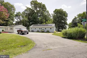 5703 Great Oak Pkwy, Churchton, MD 20733 - Photo 7