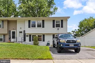 641 Chapelview Dr, Odenton, MD 21113 - Photo 1