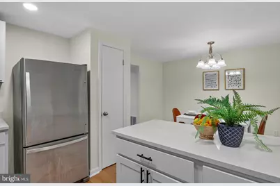 6419 Grafton Garth Court, Glen Burnie, MD 21061 - Photo 5