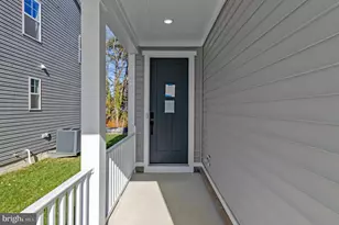 5728 Howard Dr, Glen Burnie, MD 21061 - Photo 5