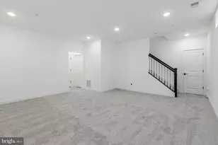 5728 Howard Dr, Glen Burnie, MD 21061 - Photo 23