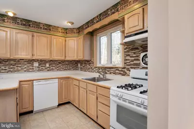 409 Laclair Avenue, Linthicum Heights, MD 21090 - Photo 15