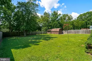 8003 Woodholme Cir, Pasadena, MD 21122 - Photo 3