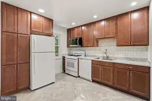 8229 Coatsbridge Ct, Severn, MD 21144 - Photo 11