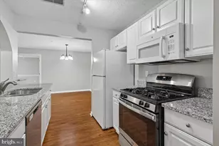 2000 Phillips Terrace, Annapolis, MD 21401 - Photo 9