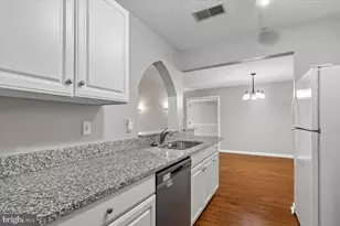 2000 Phillips Terrace, Annapolis, MD 21401 - Photo 11