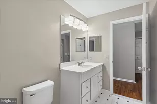2000 Phillips Terrace, Annapolis, MD 21401 - Photo 29