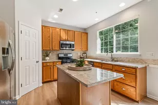 2628 Streamview Dr, Odenton, MD 21113 - Photo 5