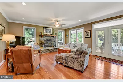 764 N Riverside Drive, Crownsville, MD 21032 - Photo 9