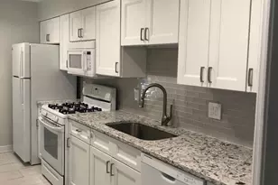 609 Admiral Dr, Annapolis, MD 21401 - Photo 3