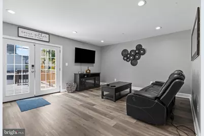 209 W Edgevale Road, Brooklyn, MD 21225 - Photo 7